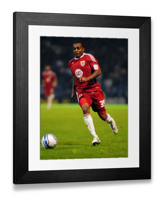 Framed Print : Championship Showdown: Danny Rose in Action for Bristol City at Fratton Park (September 2010) Framed Print : Championship Showdown: Danny Rose in Action for Bristol City at Fratton Park (September 2010)
