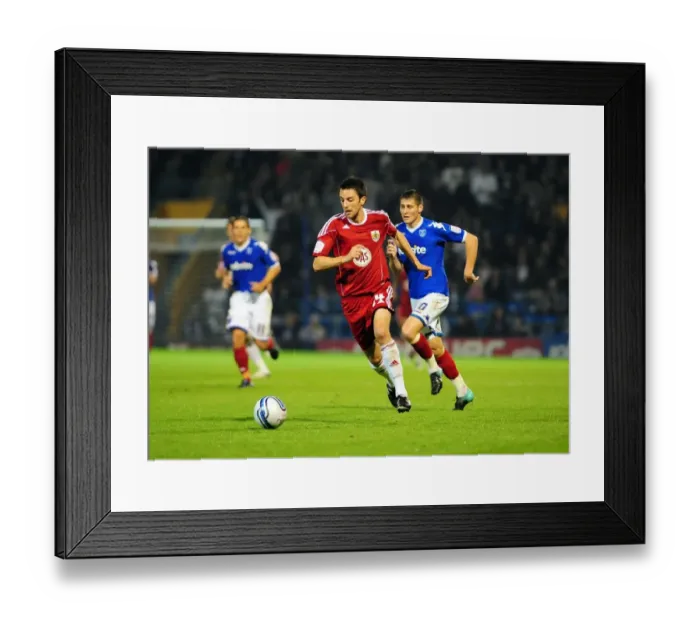 Framed Print : Cole Skuse of Bristol City in Action against Portsmouth at Fratton Park, 2010 Championship Football Match