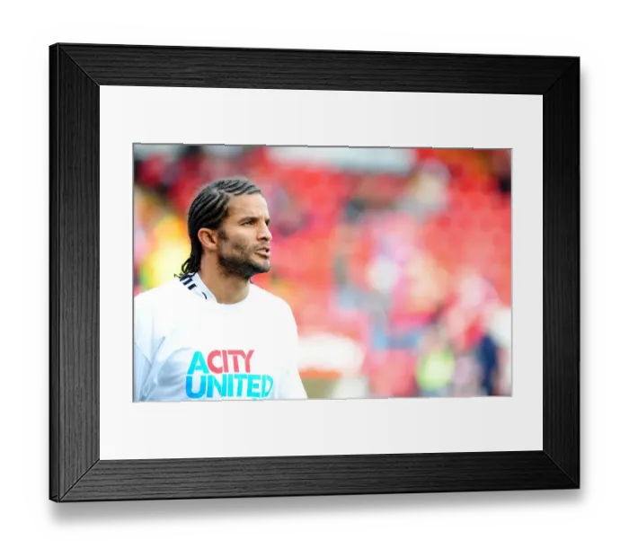 Framed Print : David James in Action: Bristol City vs Norwich City, Npower Championship Game at Ashton Gate (October 2010) Framed Print : David James in Action: Bristol City vs Norwich City, Npower Championship Game at Ashton Gate (October 2010)