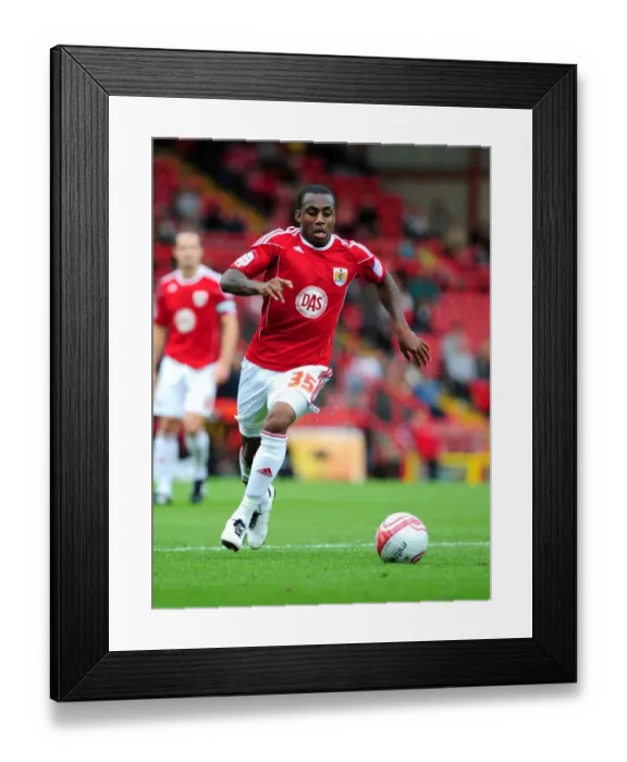Framed Print : Clash of Titans: Bristol City vs Norwich City (Season 10-11)