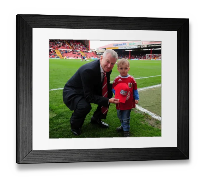 Framed Print : Bristol City vs. Norwich City: A Football Rivalry - Season 10-11 Framed Print : Bristol City vs. Norwich City: A Football Rivalry - Season 10-11