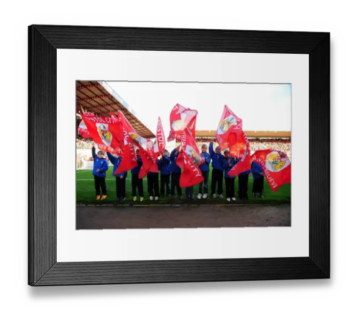 Framed Print : Football Rivalry: Bristol City vs Preston North End - Season 10-11