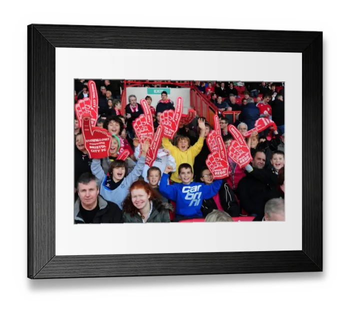 Framed Print : Football Showdown: Bristol City vs Preston North End - Season 10-11