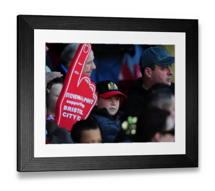 Framed Print : Bristol City vs Preston North End: 2010-11 Football Showdown - Season 10-11