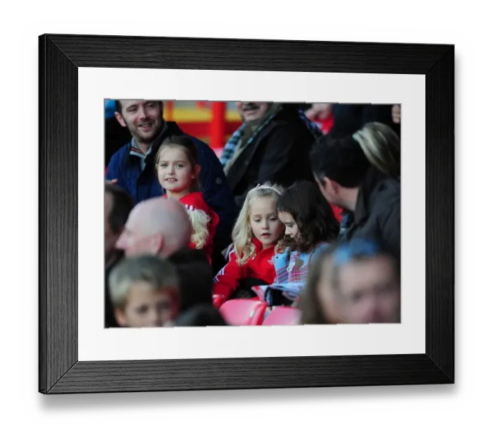 Framed Print : Football Rivalry: Bristol City vs Preston North End - Season 10-11 Framed Print : Football Rivalry: Bristol City vs Preston North End - Season 10-11