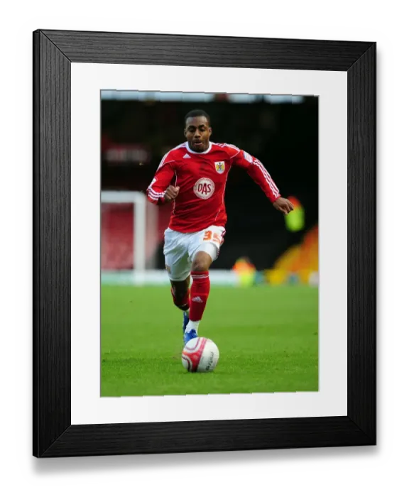 Framed Print : Bristol City's Danny Rose in Action against Preston North End, Championship Match, Ashton Gate Stadium (06 / 11 / 2010)