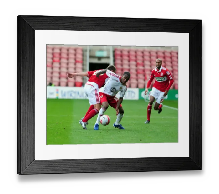 Framed Print : Bristol Citys Danny Rose battles for the ball Framed Print : Bristol Citys Danny Rose battles for the ball