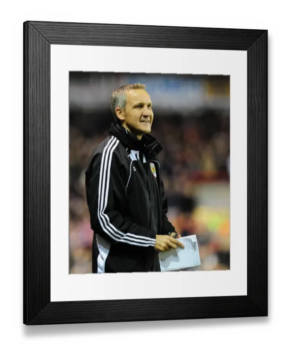 Framed Print : Keith Millen in Action: Bristol City vs. Reading, Npower Championship, Ashton Gate, 19 / 10 / 2010