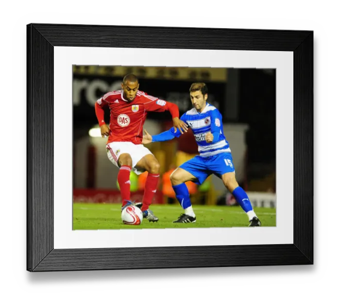 Framed Print : Bristol City's Danny Haynes in Action: Bristol City vs. Reading, Npower Championship, Ashton Gate, 19 / 10 / 2010 Framed Print : Bristol City's Danny Haynes in Action: Bristol City vs. Reading, Npower Championship, Ashton Gate, 19 / 10 / 2010