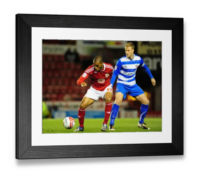 Framed Print : Bristol City vs Reading: Danny Haynes in Action, Npower Championship, Ashton Gate, 19 / 10 / 2010