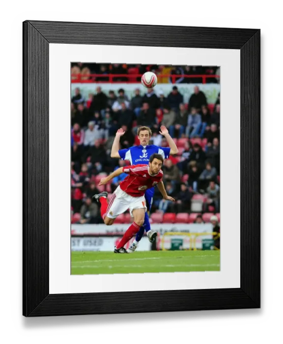 Framed Print : Bristol City vs Leicester City: 2010-11 Football Showdown - Season 10-11