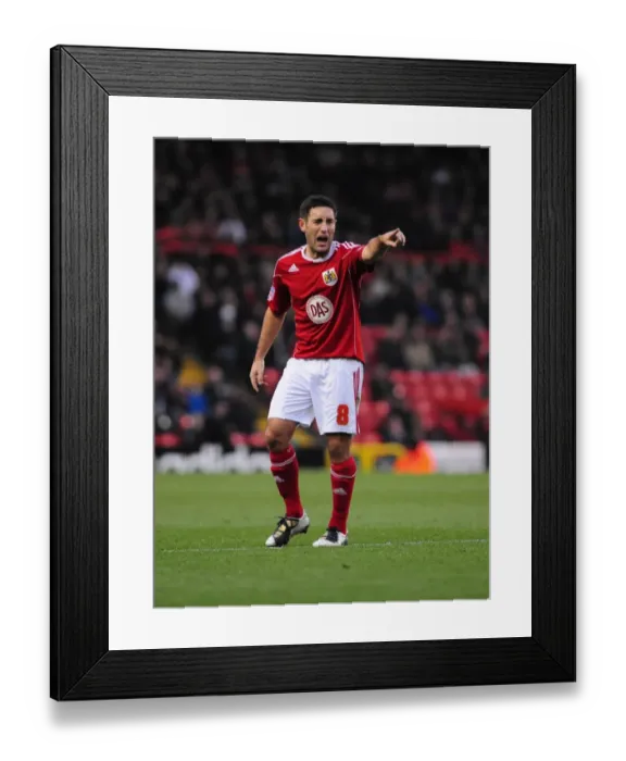 Framed Print : Bristol City vs Leicester City: 2010-11 Football Showdown - Season 10-11