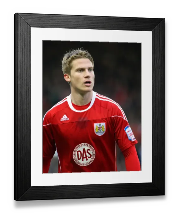 Framed Print : Bristol City vs Leicester City: 2010-11 Football Showdown - Season 10-11 Framed Print : Bristol City vs Leicester City: 2010-11 Football Showdown - Season 10-11