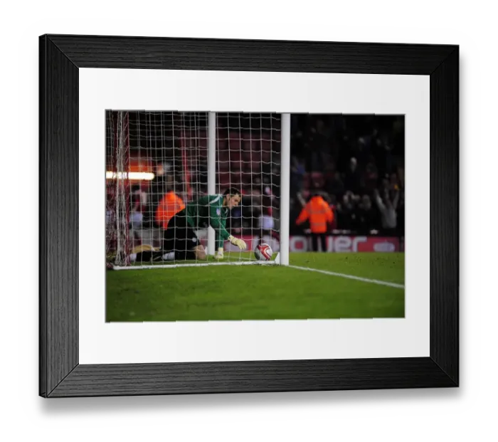 Framed Print : Bristol City vs. Leicester City: 2010-11 Football Showdown - Season 10-11 Framed Print : Bristol City vs. Leicester City: 2010-11 Football Showdown - Season 10-11
