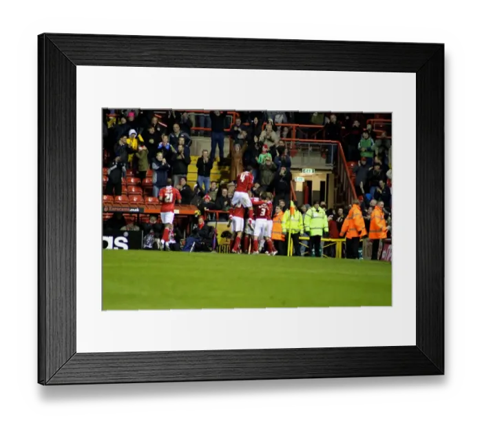 Framed Print : Bristol City vs Leicester City: Football Rivalry - Season 10-11 Framed Print : Bristol City vs Leicester City: Football Rivalry - Season 10-11