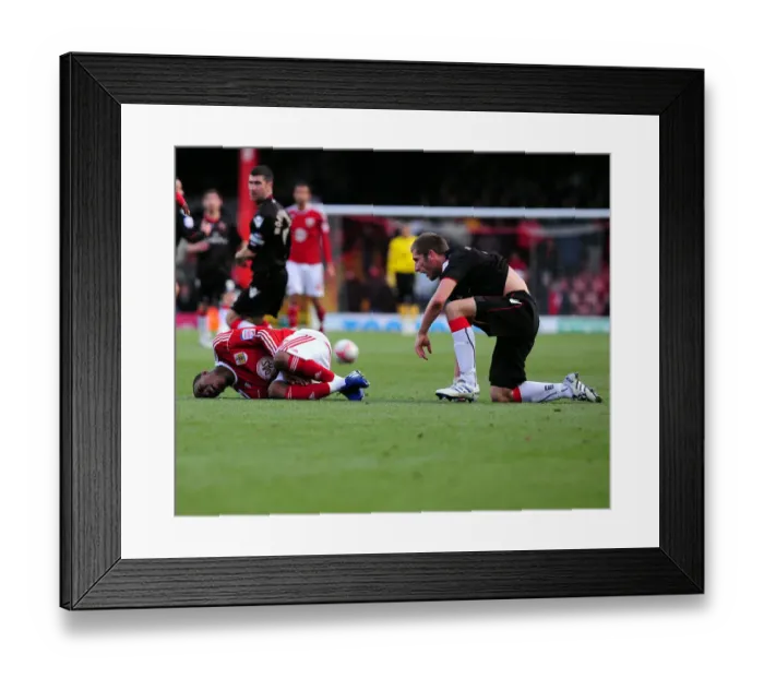 Framed Print : Championship Clash: Danny Rose Fouled by Richard Cresswell - Bristol City vs Sheffield United, 2010