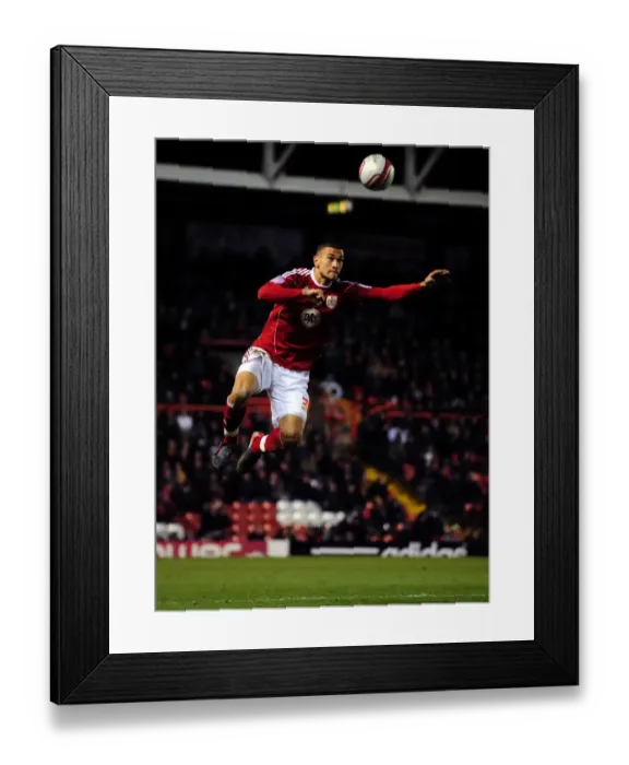 Framed Print : Steven Caulker in Action: Bristol City vs Sheffield United, Championship Football Match, 27th November 2010 - Ashton Gate Stadium Framed Print : Steven Caulker in Action: Bristol City vs Sheffield United, Championship Football Match, 27th November 2010 - Ashton Gate Stadium