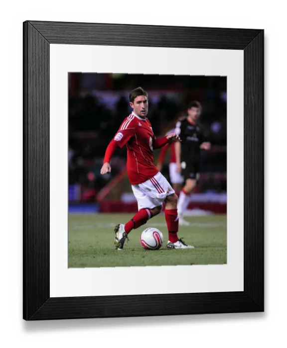 Framed Print : Johnson's Championship Showdown: Bristol City vs. Sheffield United at Ashton Gate (Nov 2010)
