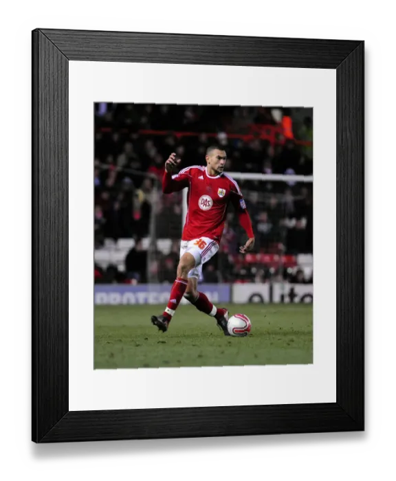 Framed Print : Steven Caulker in Action: Championship Showdown - Bristol City vs Sheffield United (2010, Ashton Gate Stadium) Framed Print : Steven Caulker in Action: Championship Showdown - Bristol City vs Sheffield United (2010, Ashton Gate Stadium)