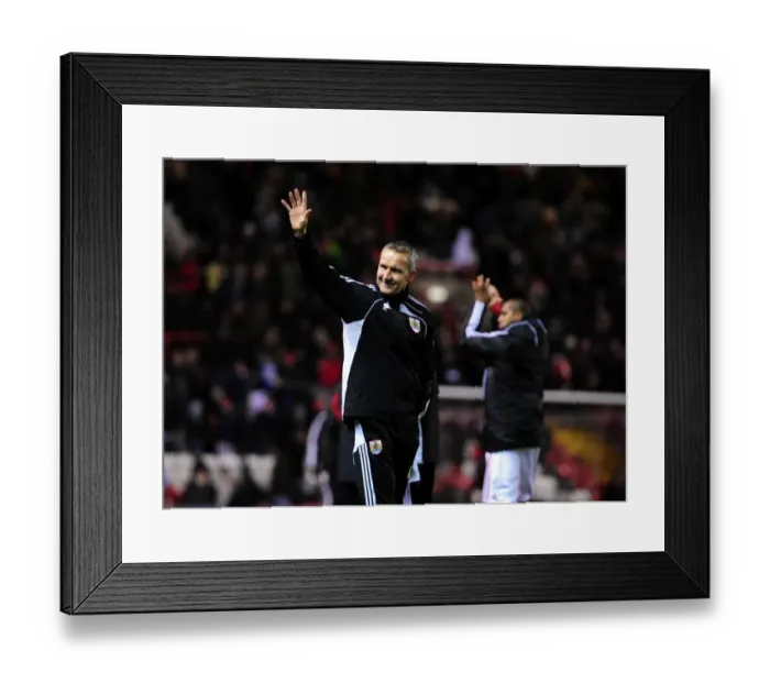 Framed Print : Keith Milen's Championship Showdown: Bristol City vs Sheffield United at Ashton Gate Stadium (Nov 27, 2010) Framed Print : Keith Milen's Championship Showdown: Bristol City vs Sheffield United at Ashton Gate Stadium (Nov 27, 2010)