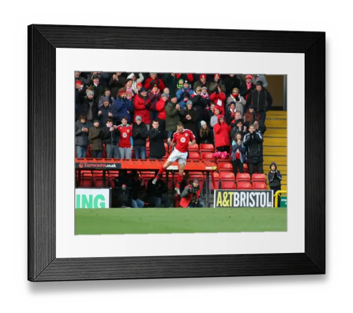 Framed Print : Bristol City vs Sheffield United: A Football Showdown - Season 10-11 Framed Print : Bristol City vs Sheffield United: A Football Showdown - Season 10-11