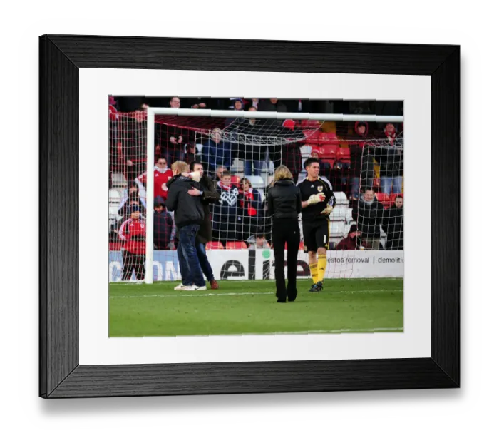 Framed Print : Bristol City vs Sheffield United: A Football Showdown - Season 10-11 Framed Print : Bristol City vs Sheffield United: A Football Showdown - Season 10-11