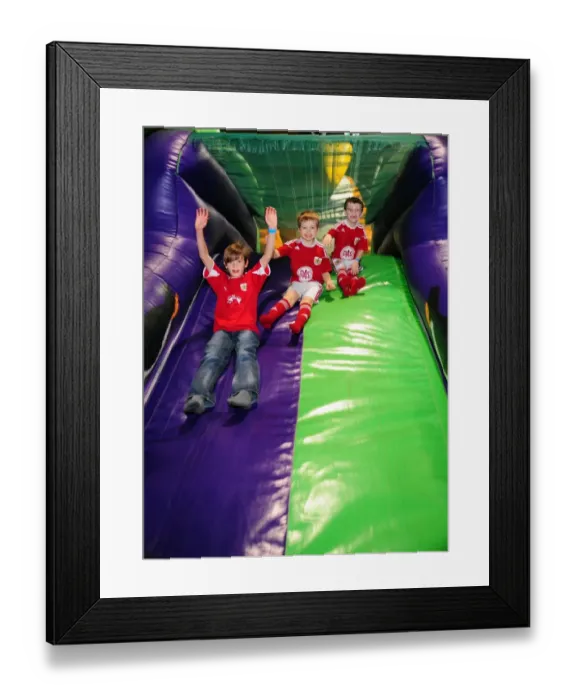 Framed Print : Bristol City Redz: Magical City Christmas Party