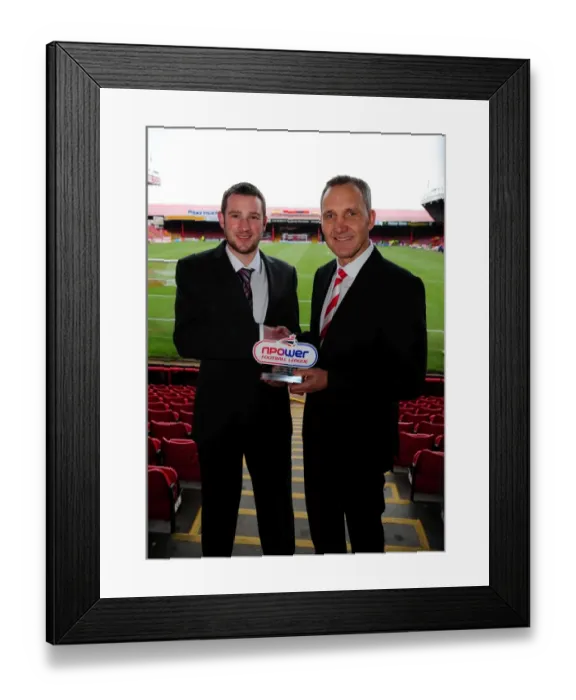 Framed Print : Football Rivalry: Bristol City vs Derby County - Season 10-11 Framed Print : Football Rivalry: Bristol City vs Derby County - Season 10-11
