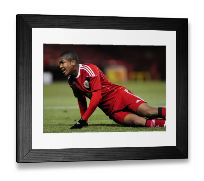 Framed Print : A Glimpse into the Future: U18 Clash - Bristol City vs. Birmingham City (Season 10-11) Framed Print : A Glimpse into the Future: U18 Clash - Bristol City vs. Birmingham City (Season 10-11)