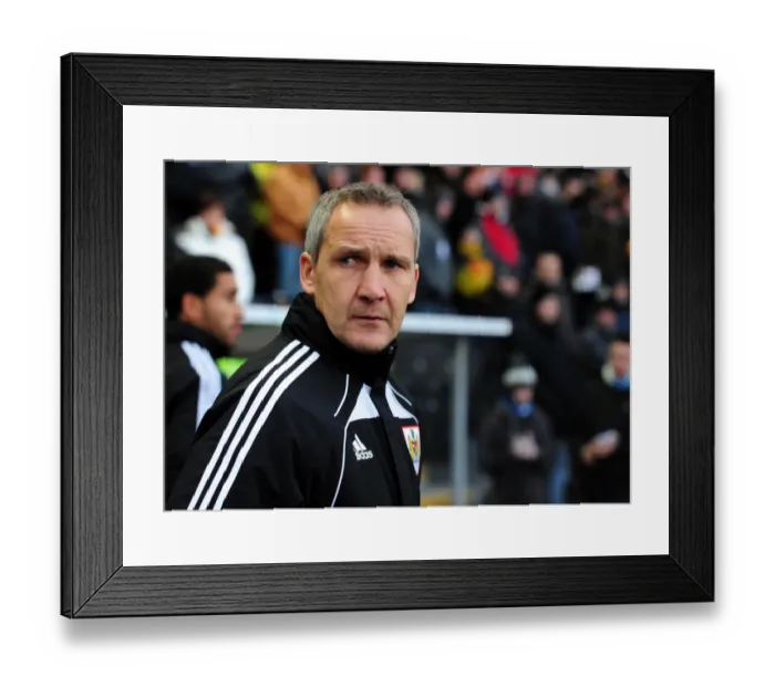 Framed Print : Hull City v Bristol City 181210 Framed Print : Hull City v Bristol City 181210