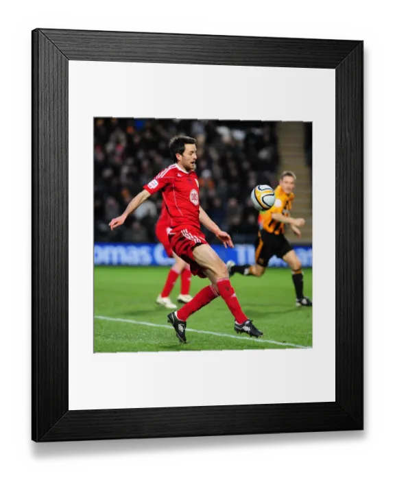 Framed Print : Cole Skuse of Bristol City in Action against Hull City, Championship Match, KC Stadium, 18th December 2010 Framed Print : Cole Skuse of Bristol City in Action against Hull City, Championship Match, KC Stadium, 18th December 2010