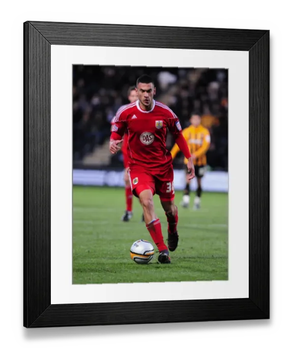 Framed Print : Steven Caulker of Bristol City Faces Off in Championship Clash at Hull City's KC Stadium, 18 / 12 / 2010 Framed Print : Steven Caulker of Bristol City Faces Off in Championship Clash at Hull City's KC Stadium, 18 / 12 / 2010
