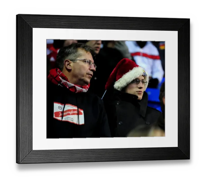 Framed Print : Reading vs. Bristol City: Season 10-11 Football Showdown Framed Print : Reading vs. Bristol City: Season 10-11 Football Showdown