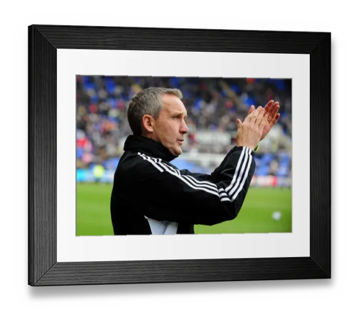 Framed Print : Keith Milen Leads Bristol City at Reading's Madejski Stadium, Championship Match, 26 / 12 / 2010 Framed Print : Keith Milen Leads Bristol City at Reading's Madejski Stadium, Championship Match, 26 / 12 / 2010