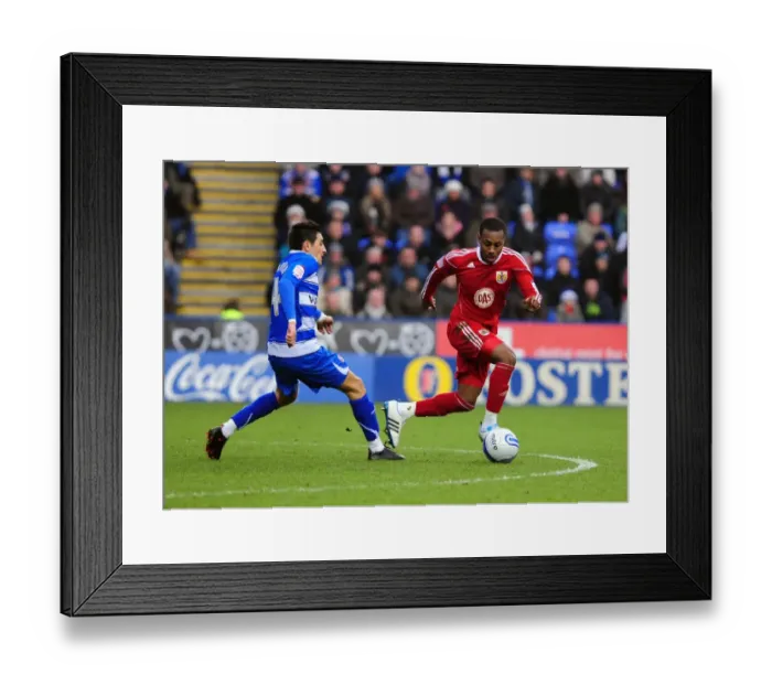 Framed Print : Bristol City's Danny Rose Breezes Past Reading's Jem Karacan in Championship Clash, 26th December 2010 Framed Print : Bristol City's Danny Rose Breezes Past Reading's Jem Karacan in Championship Clash, 26th December 2010