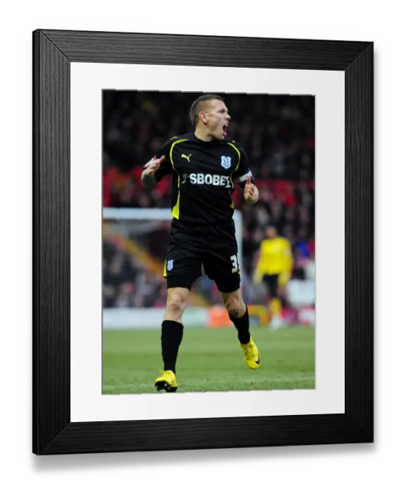 Framed Print : Championship Showdown: Craig Bellamy's Battle at Ashton Gate - Bristol City vs. Cardiff City (01 / 01 / 2011) Framed Print : Championship Showdown: Craig Bellamy's Battle at Ashton Gate - Bristol City vs. Cardiff City (01 / 01 / 2011)