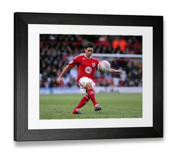 Framed Print : Bristol City vs Cardiff City: Lee Johnson's Championship Debut at Ashton Gate (01 / 01 / 2011) Framed Print : Bristol City vs Cardiff City: Lee Johnson's Championship Debut at Ashton Gate (01 / 01 / 2011)