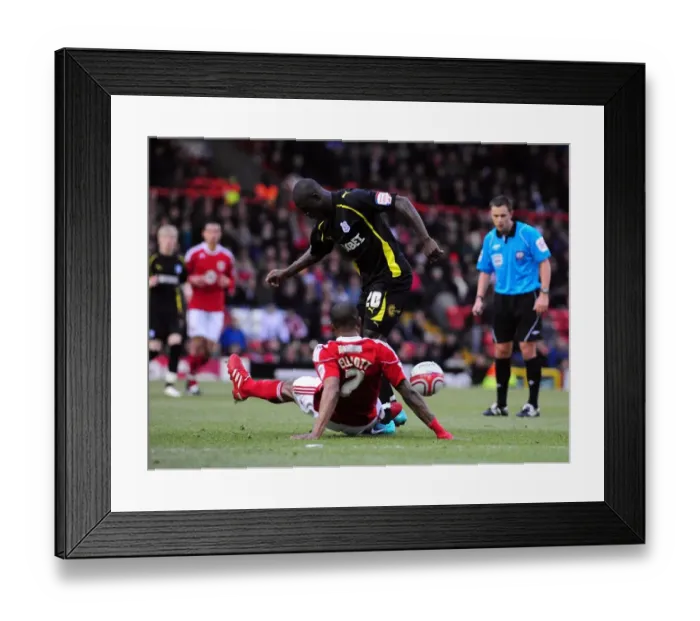 Framed Print : Battling for Supremacy: Marvin Elliott vs. Seyi Olofinjana - Bristol City vs. Cardiff City, Championship Clash at Ashton Gate, 2011 Framed Print : Battling for Supremacy: Marvin Elliott vs. Seyi Olofinjana - Bristol City vs. Cardiff City, Championship Clash at Ashton Gate, 2011