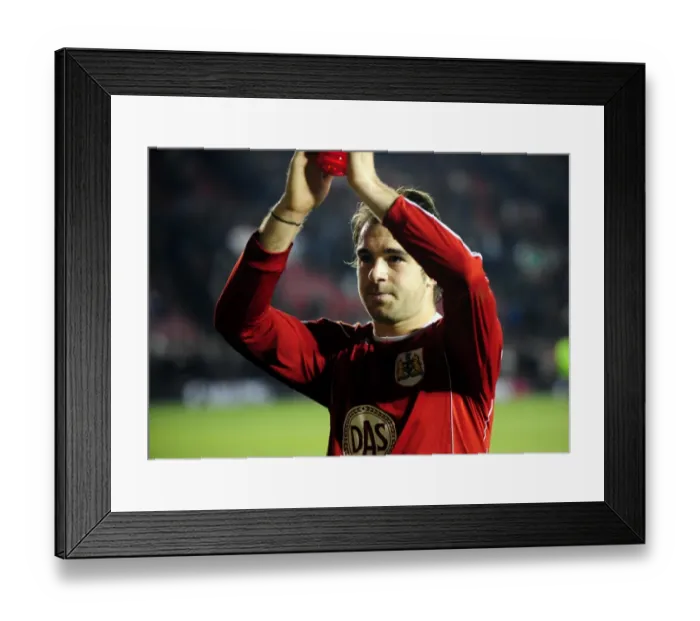 Framed Print : Brett Pitman's Determined Performance: Bristol City vs. Cardiff City, Championship Match, Ashton Gate Stadium (01 / 01 / 2011)
