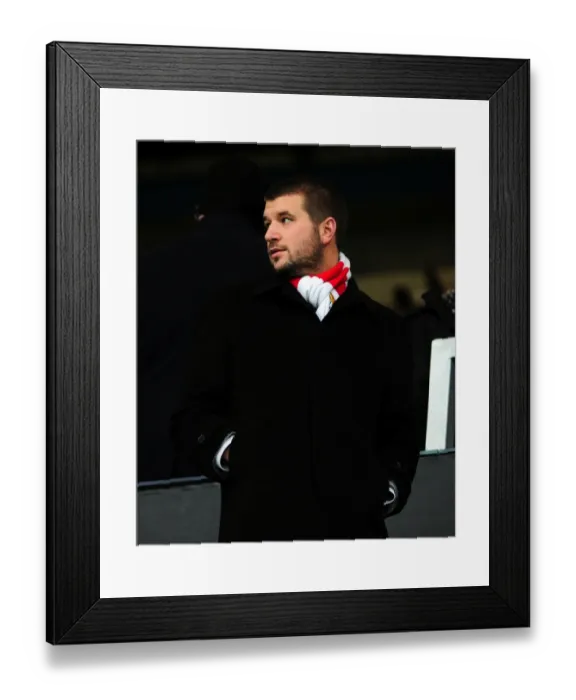 Framed Print : Tom Bradley: Young Goalkeeping Prospect at Bristol City, Aspiring to Reach Pro Status (QPR v Bristol City, 03.01.11) Framed Print : Tom Bradley: Young Goalkeeping Prospect at Bristol City, Aspiring to Reach Pro Status (QPR v Bristol City, 03.01.11)