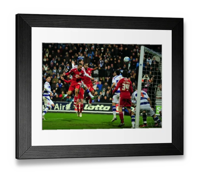 Framed Print : Steven Caulker Scores Last-Minute Equalizer: QPR vs. Bristol City, Championship (03 / 01 / 2011) Framed Print : Steven Caulker Scores Last-Minute Equalizer: QPR vs. Bristol City, Championship (03 / 01 / 2011)