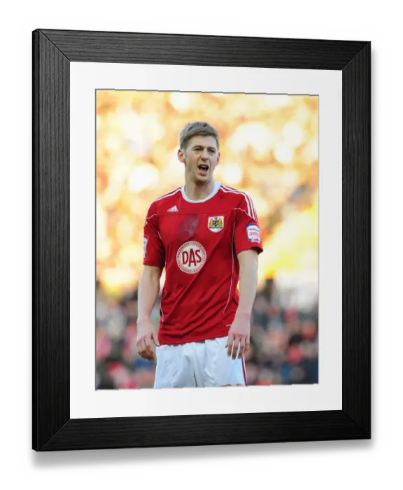 Framed Print : Bristol City's Jon Stead in FA Cup Action: Bristol City vs Sheffield Wednesday at Ashton Gate Stadium (08 / 01 / 2011) Framed Print : Bristol City's Jon Stead in FA Cup Action: Bristol City vs Sheffield Wednesday at Ashton Gate Stadium (08 / 01 / 2011)