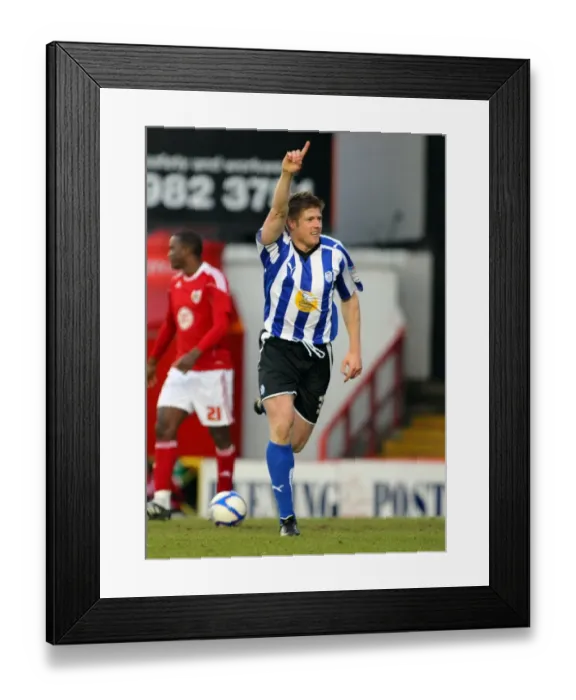 Framed Print : Neil Mellor's Euphoric FA Cup Moment: Bristol City vs. Sheffield Wednesday (08 / 01 / 2011) Framed Print : Neil Mellor's Euphoric FA Cup Moment: Bristol City vs. Sheffield Wednesday (08 / 01 / 2011)