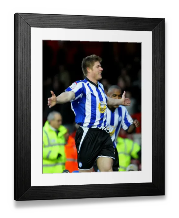 Framed Print : Neil Mellor's Euphoric FA Cup Goal for Bristol City vs. Sheffield Wednesday (08 / 01 / 2011) Framed Print : Neil Mellor's Euphoric FA Cup Goal for Bristol City vs. Sheffield Wednesday (08 / 01 / 2011)