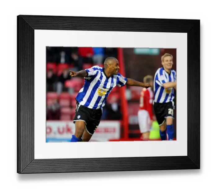 Framed Print : Unforgettable FA Cup Moment: Clinton Morrison's Euphoric Celebration for Bristol City vs. Sheffield Wednesday (08.01.2011)