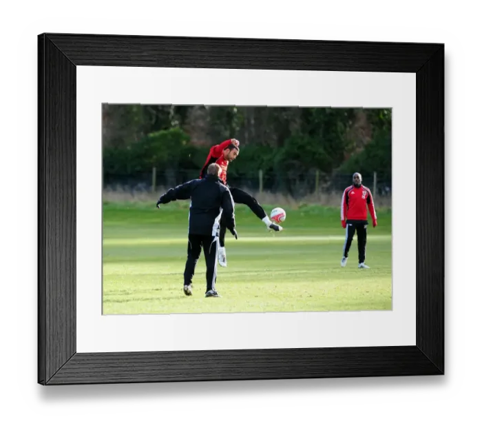 Framed Print : Bristol City First Team: January 2011 Training Session - Season 10-11 Framed Print : Bristol City First Team: January 2011 Training Session - Season 10-11