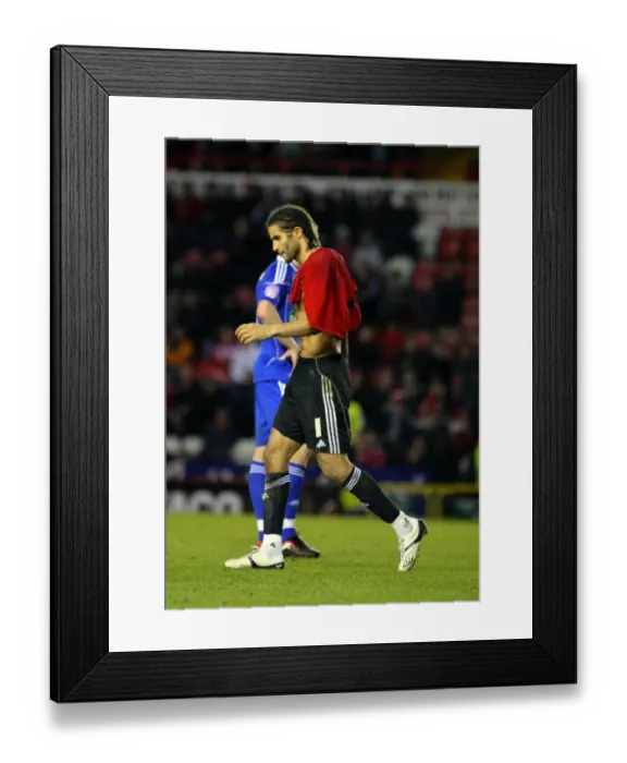 Framed Print : Bristol City's David James Receives Red Card in Championship Match Against Middlesbrough (15 / 01 / 2011) Framed Print : Bristol City's David James Receives Red Card in Championship Match Against Middlesbrough (15 / 01 / 2011)