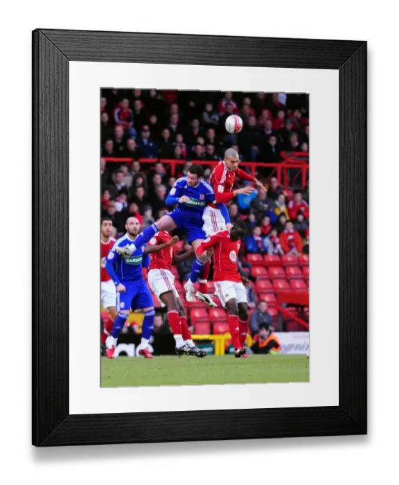 Framed Print : Bristol City's Steven Caulker Wins the High Ball in Championship Clash vs Middlesbrough (15 / 01 / 2011) Framed Print : Bristol City's Steven Caulker Wins the High Ball in Championship Clash vs Middlesbrough (15 / 01 / 2011)
