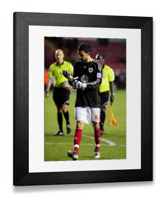 Framed Print : Bristol City's Liam Fontaine Steps Up: Replacing David James in Goal After Red Card vs. Middlesbrough (Championship, 15 / 01 / 2011) Framed Print : Bristol City's Liam Fontaine Steps Up: Replacing David James in Goal After Red Card vs. Middlesbrough (Championship, 15 / 01 / 2011)