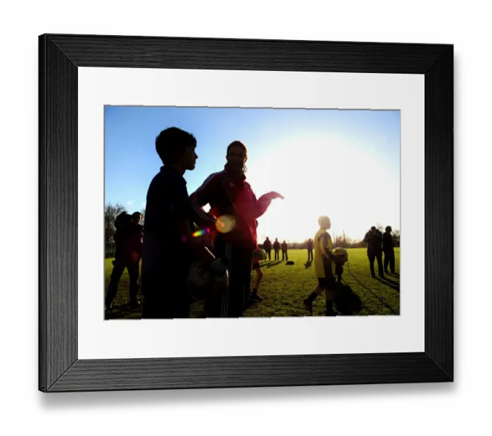 Framed Print : David James with Bristol City First Team at Ashton Park School - Season 10-11 Framed Print : David James with Bristol City First Team at Ashton Park School - Season 10-11